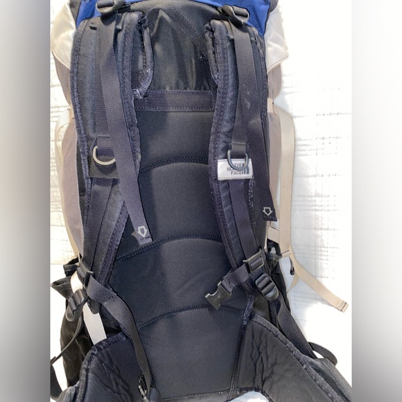 The North Face Terra 40 Backpck - Picture 5 of 16